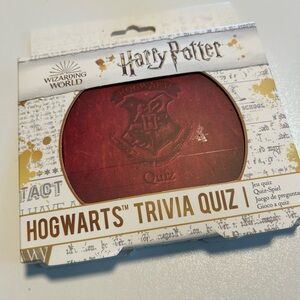 Harry Potter Hogwarts Trivia Quiz, LIKE NEW
